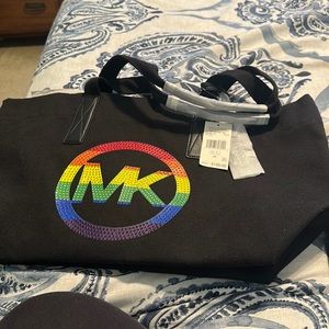 Mk tote
